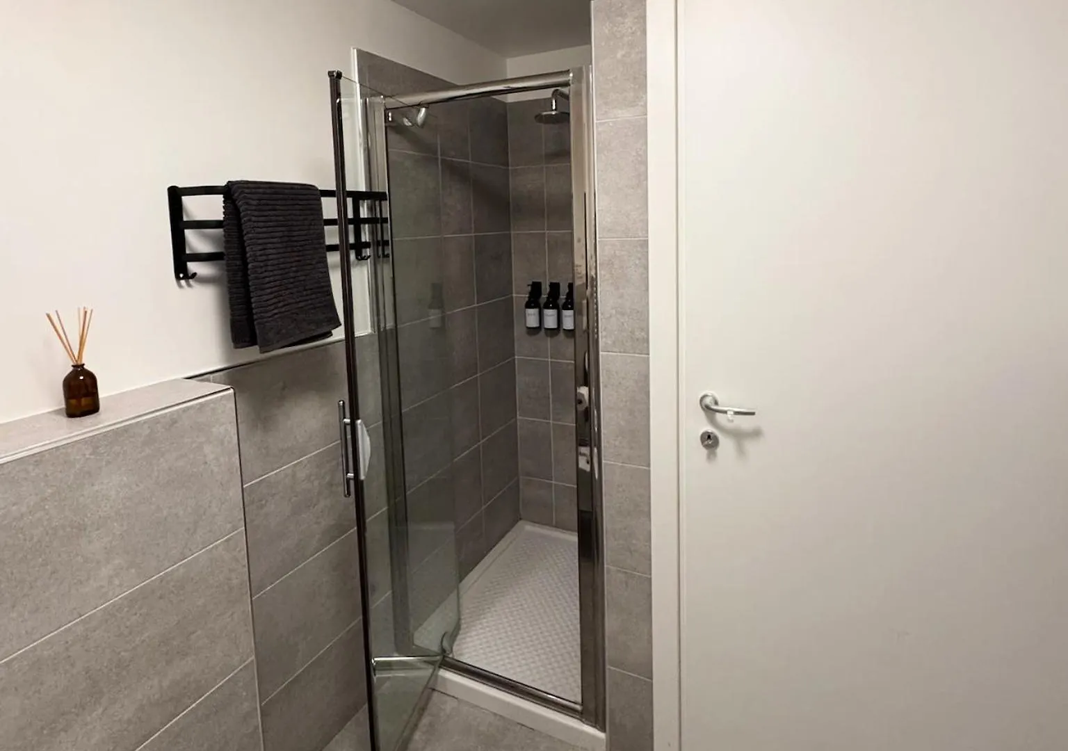 شقة Modern 2-Br In The Heart Of شامونكس